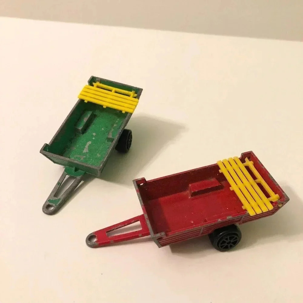 Vintage Lot of 2 Majorette Single Axle Trailers Green and Red Diecast Toys
